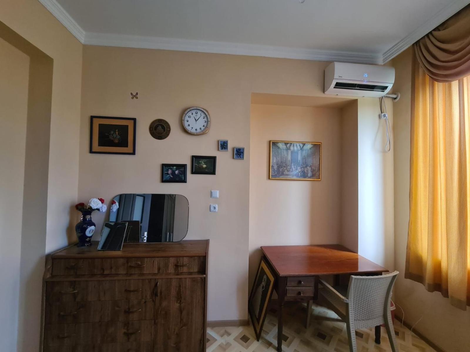 Camellia Hotell Kutaisi Exteriör bild