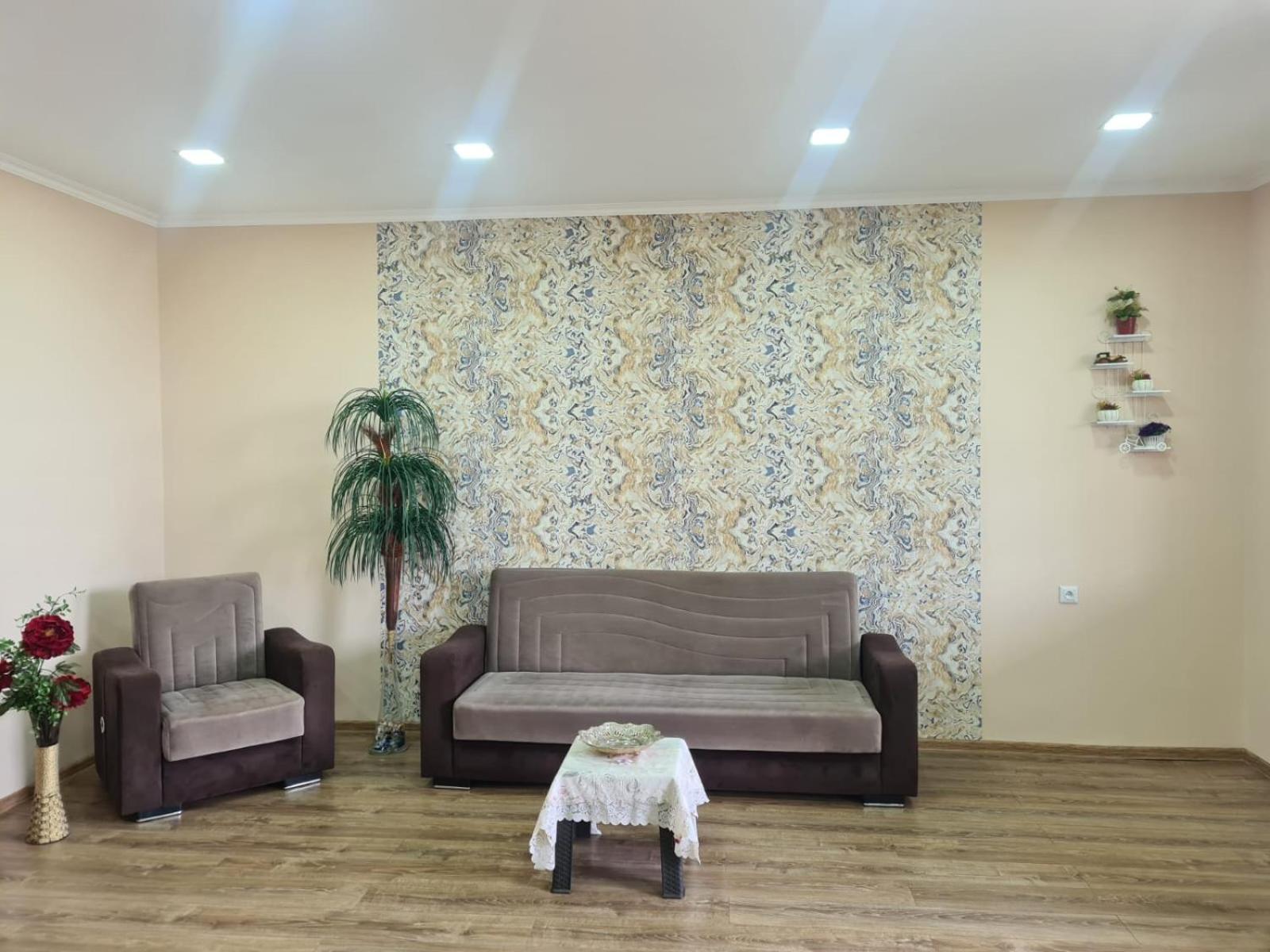 Camellia Hotell Kutaisi Exteriör bild